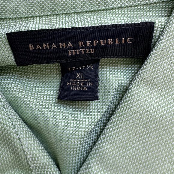 Banana Republic Fitted Green Long Sleeve Shirt - Picture 4 of 4